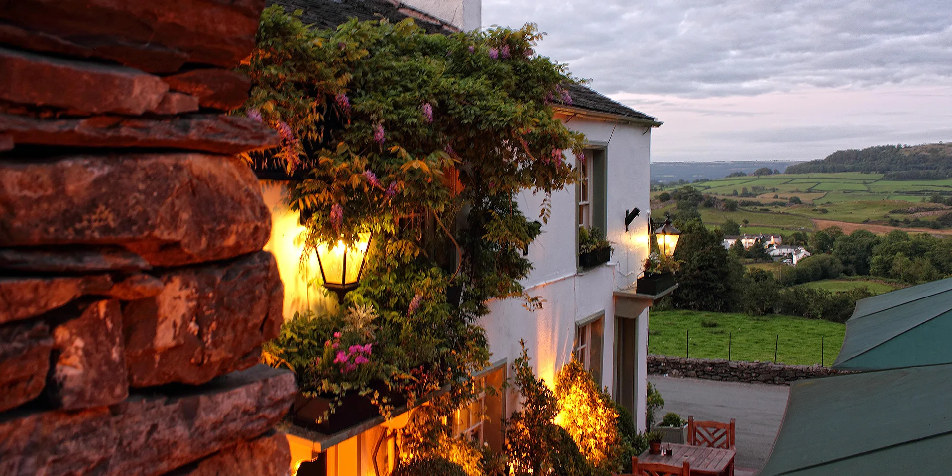 Picture of Masons Arms on edge of Lyth Valley close to Windermere, Bowness and Cartmel