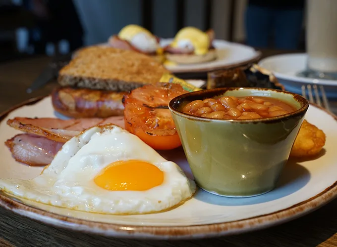 Delicious full English with toasted bread